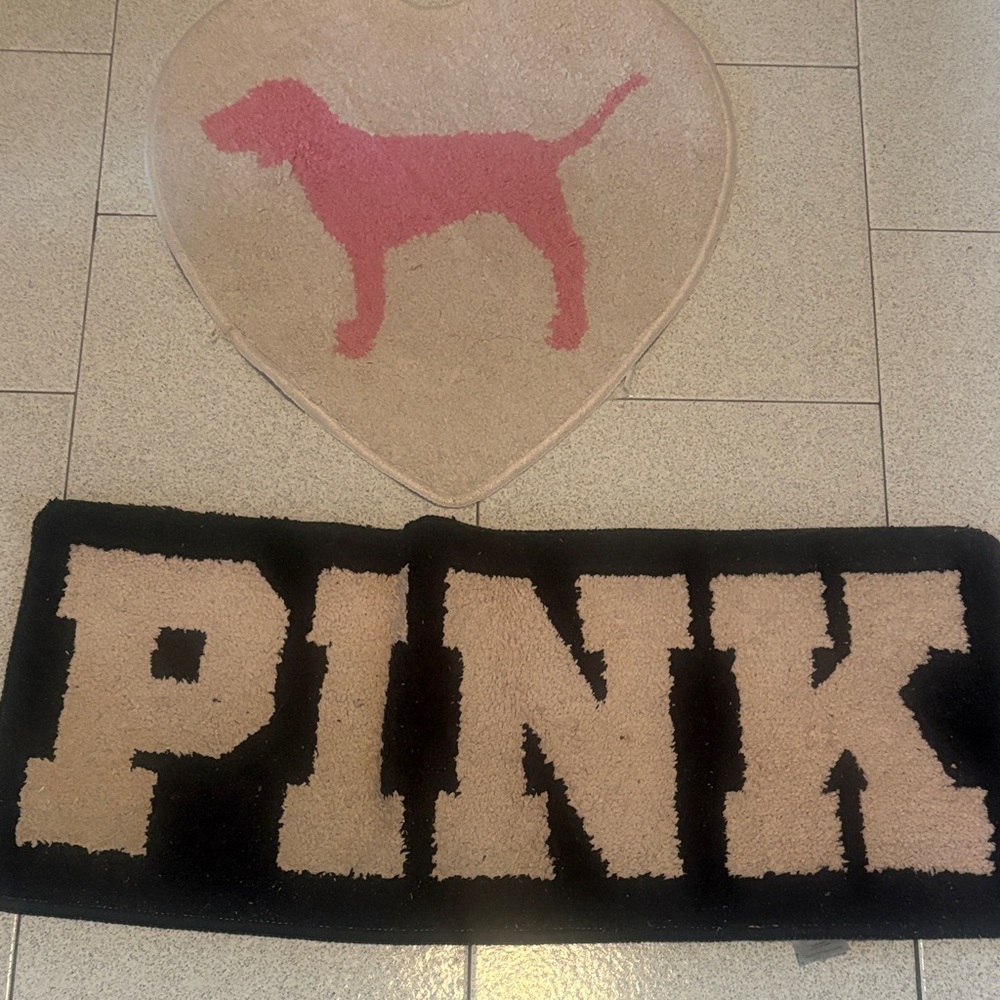 PINK Victoria's Secret Black and Pink bath mats